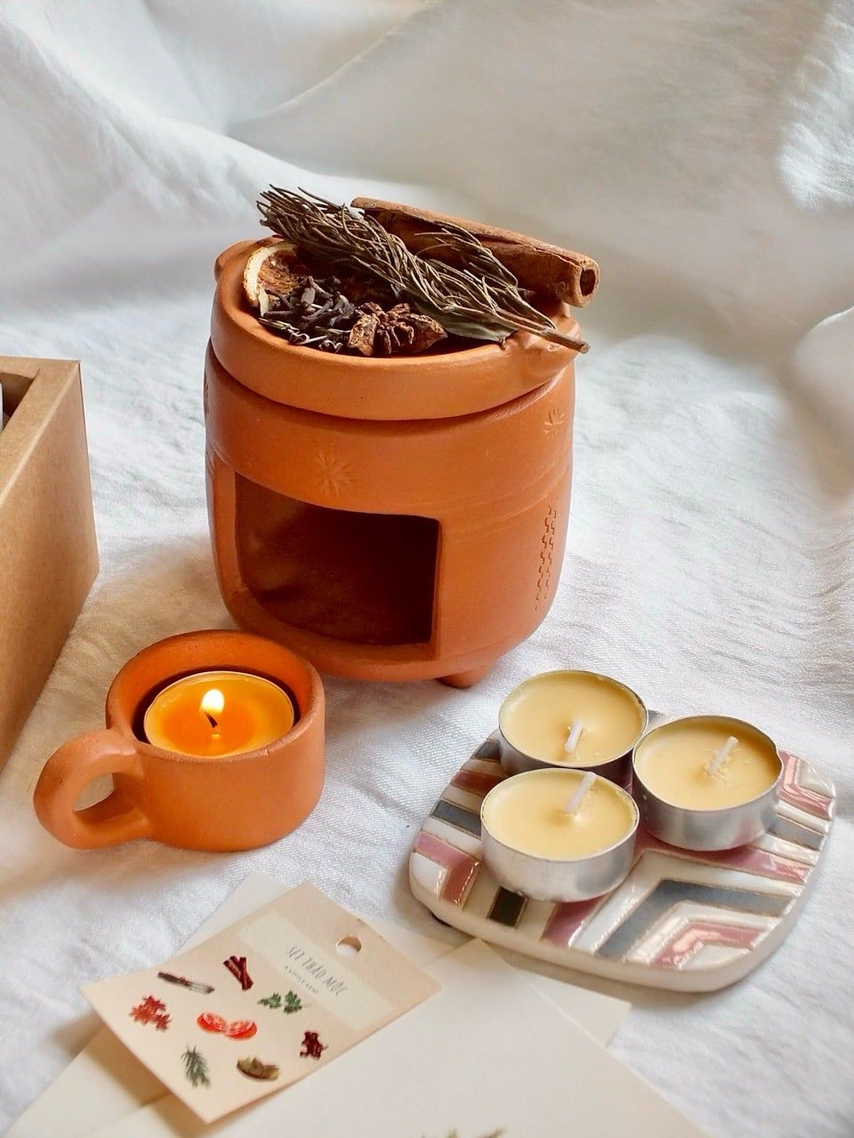  Bếp Xông (kèm đĩa nến) 