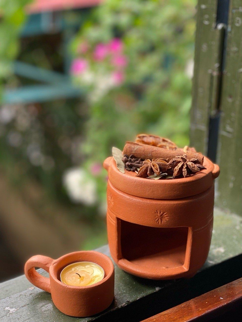  Bếp Xông (kèm đĩa nến) 