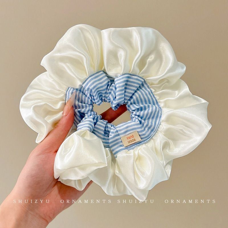  Scrunchie Sọc Xanh Dương Phối Lụa Trắng 