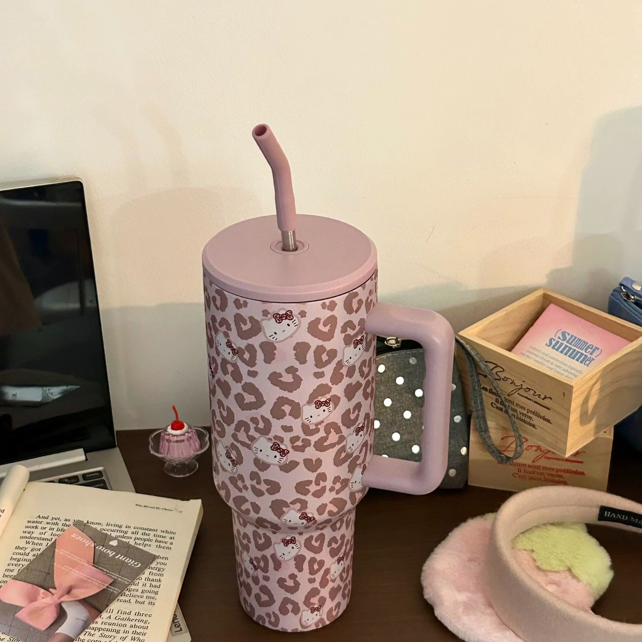  Cốc Giữ Nhiệt Hello Kitty 