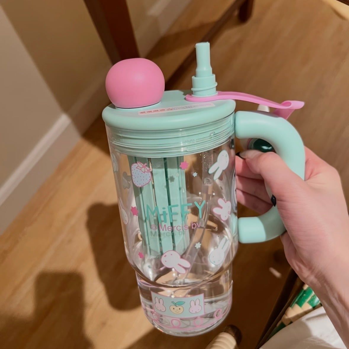  Cốc Nước Miffy Strawberry 
