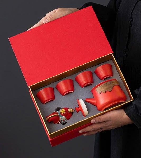  Bộ Ấm Trà Mã Đáo Cát Tường - Quà Tặng May Mắn 2026 