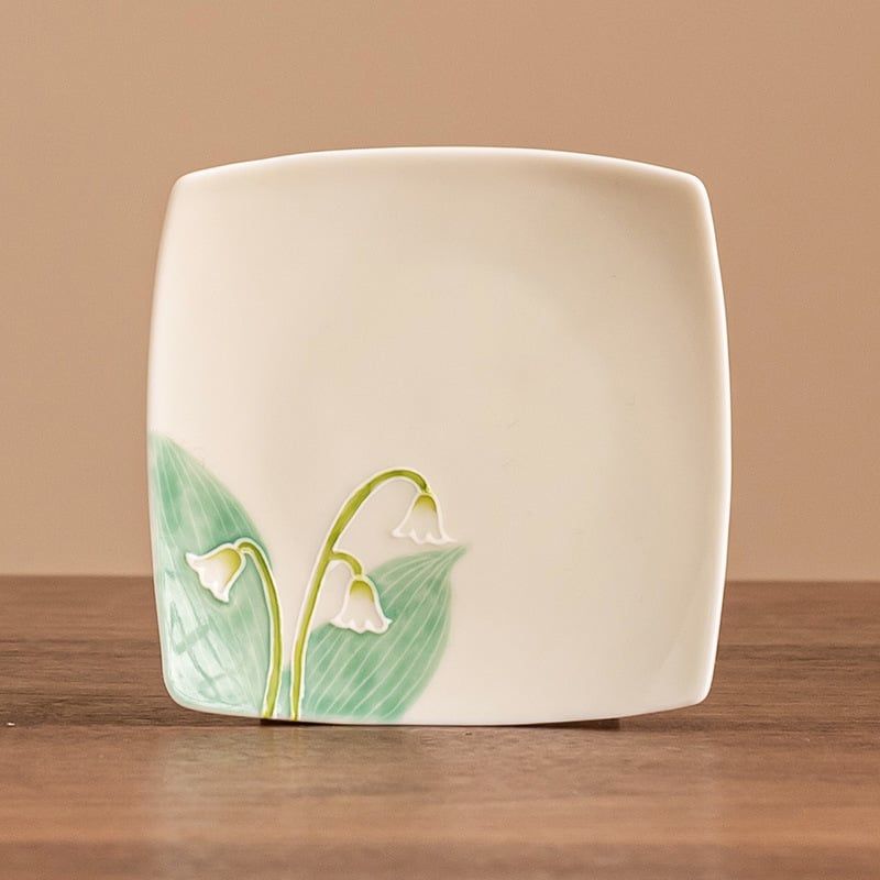  Đĩa Trà Linh Lan Vẽ Tay 