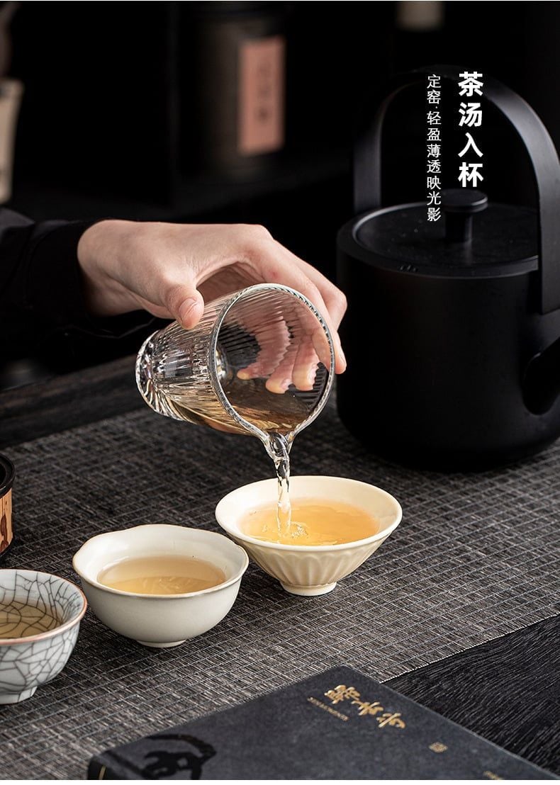  Bộ Ấm Trân Bảo Lưu Ly (Kèm hộp gỗ) 