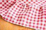  Khăn Trải Bàn Caro Đỏ IMAKI 