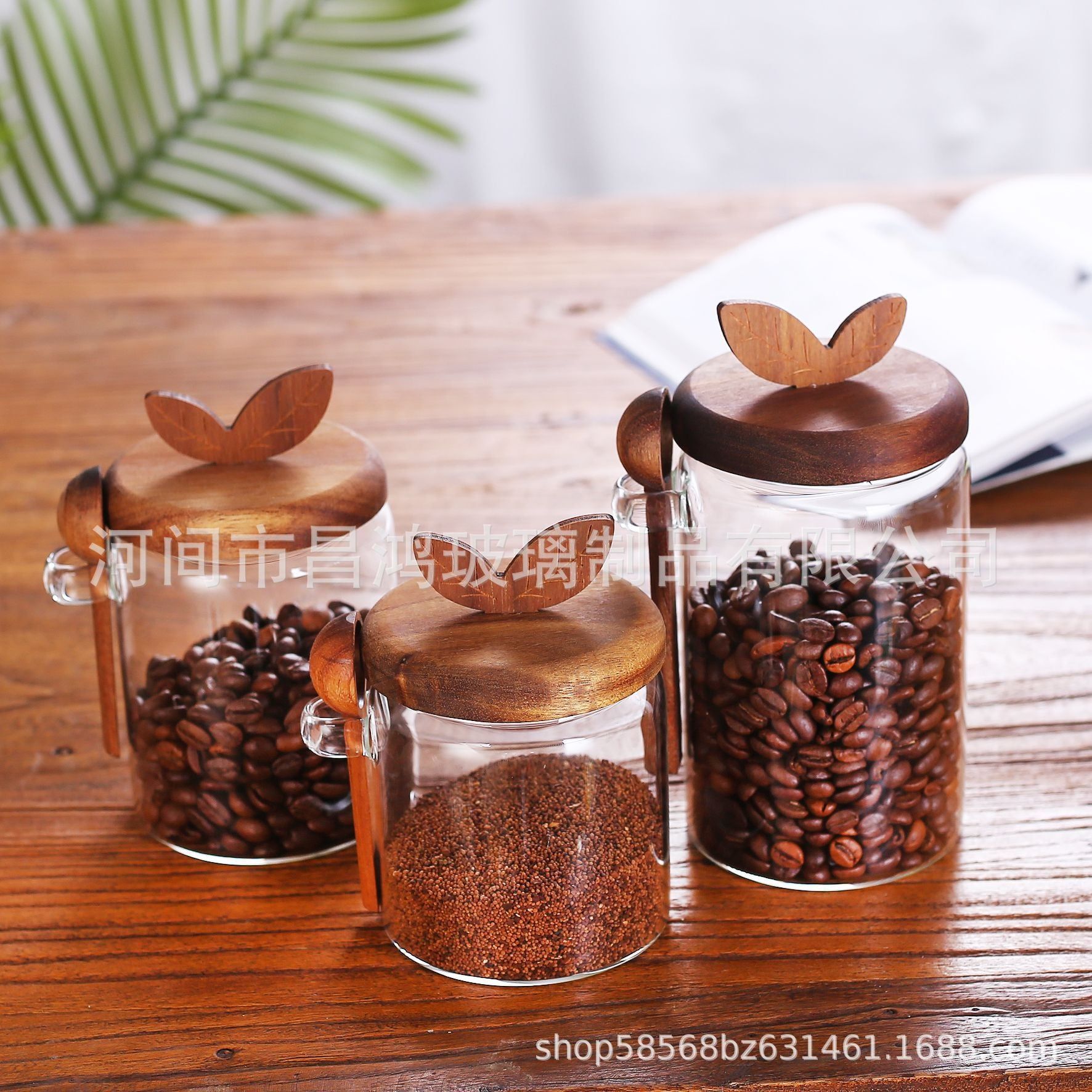  Hũ Thủy Tinh Nắp Gỗ Lá Nhỏ 