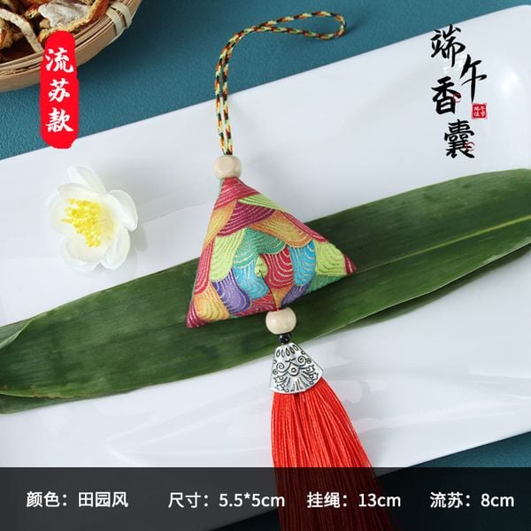  Dây Treo Ngải Cứu Sắc Màu 