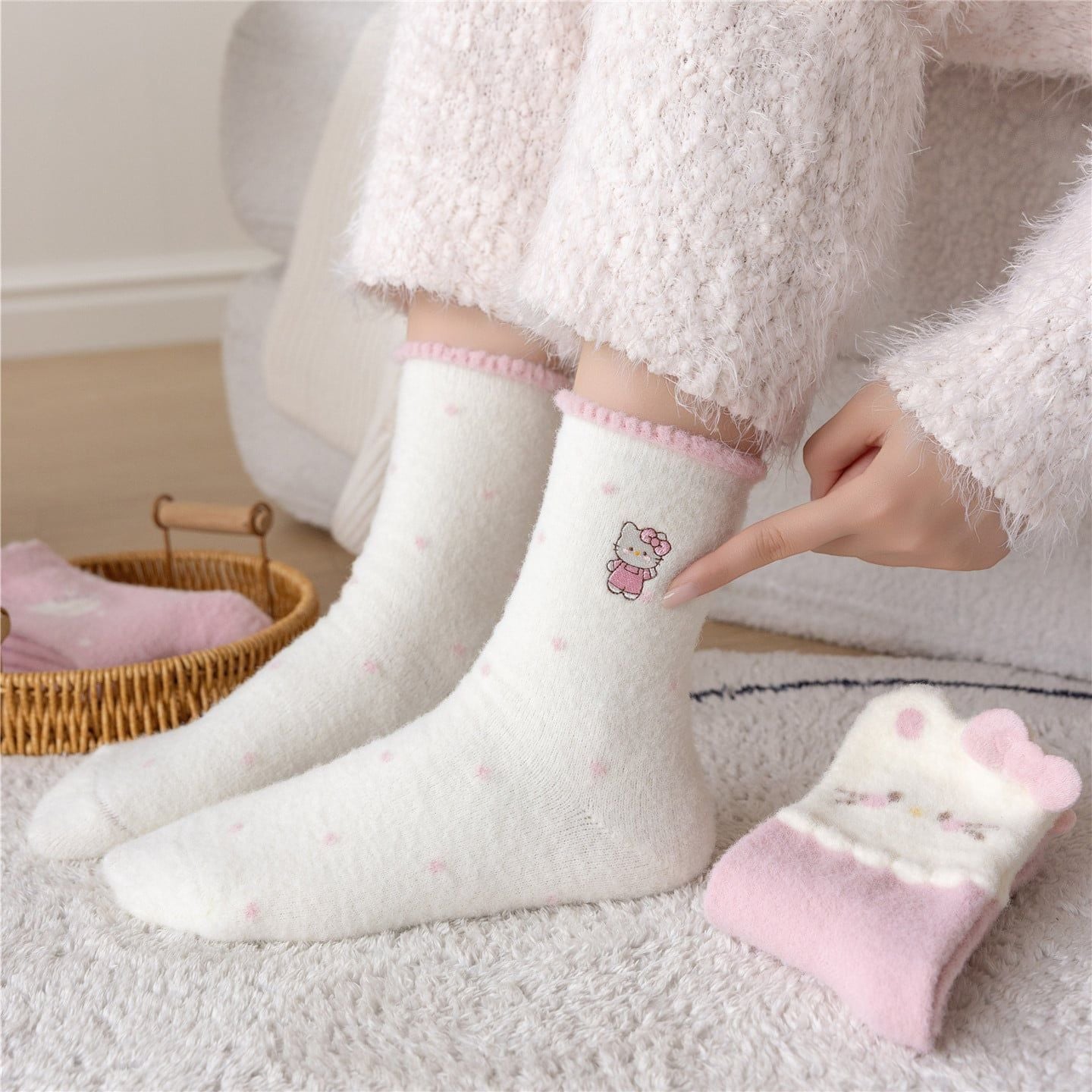  Tất Nhung Hello Kitty Hồng 