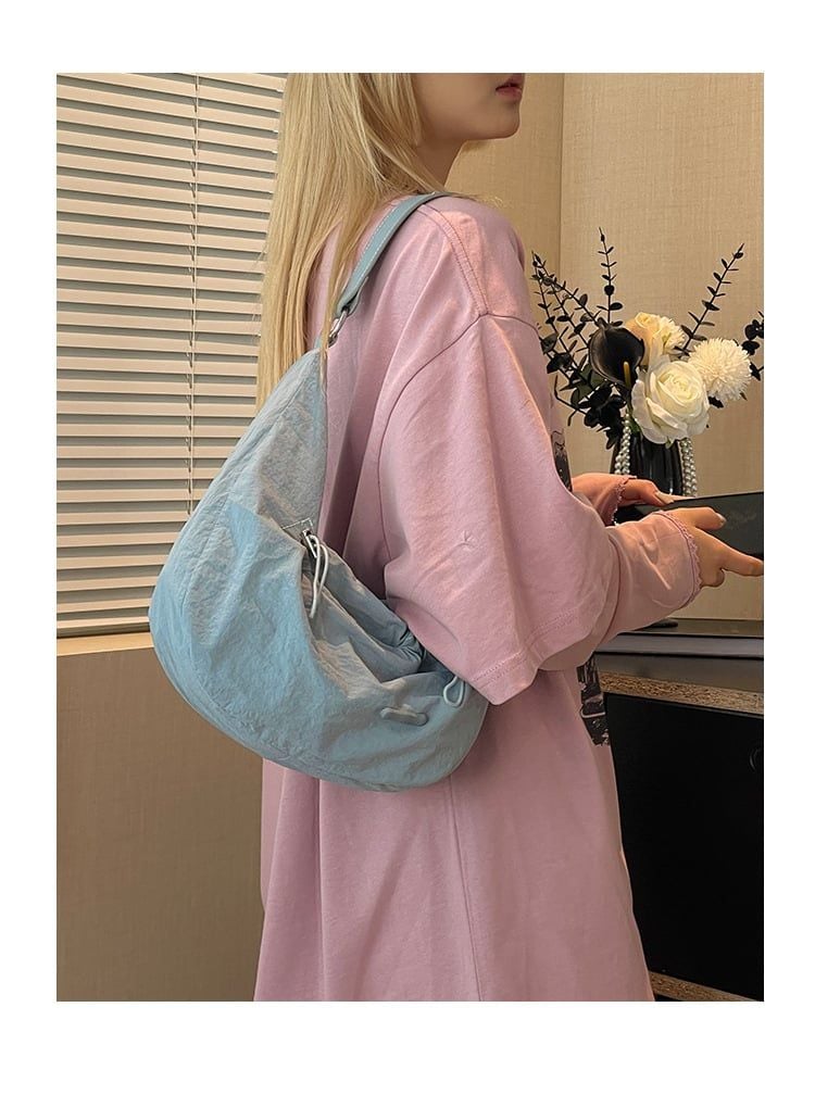  Túi Baguette Vải Dù 