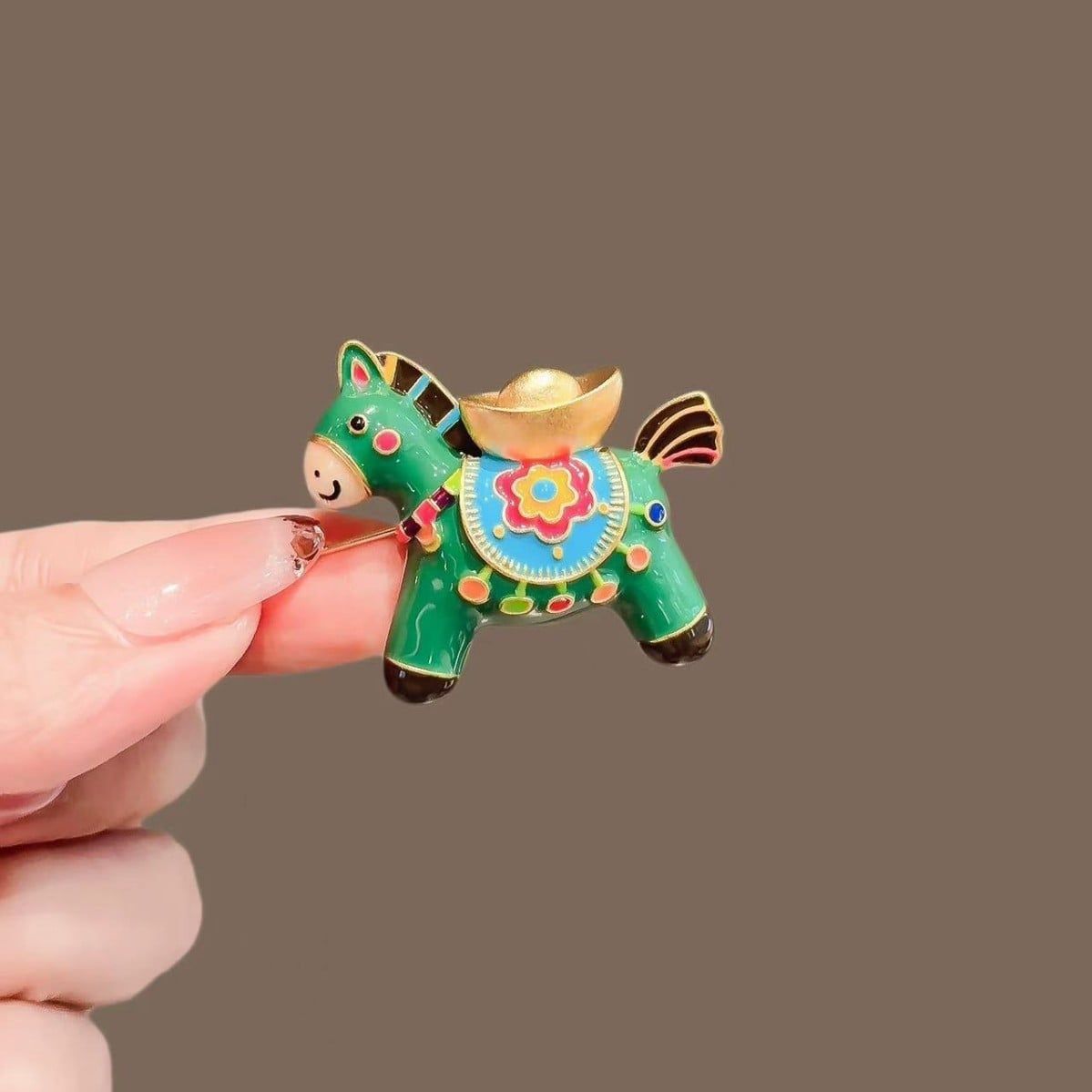  Cài Áo Ngựa Ngọc Hoa 