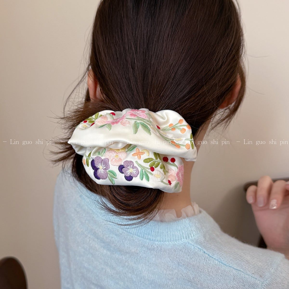  Scrunchie Satin Thêu Hoa 