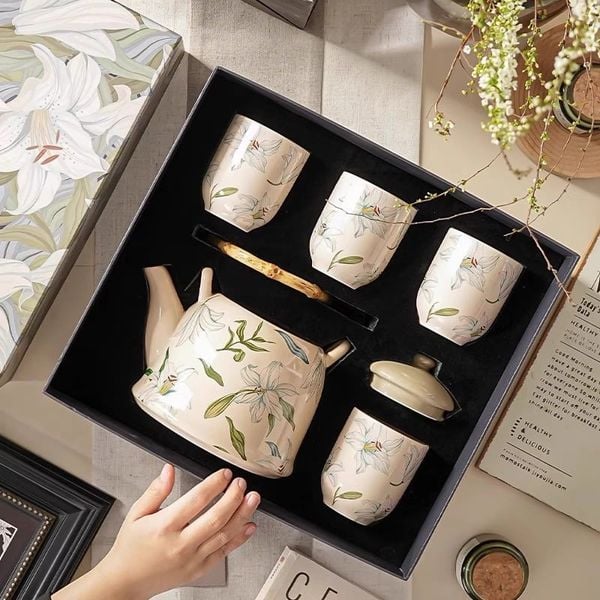  Bộ Ấm Trà Lily 