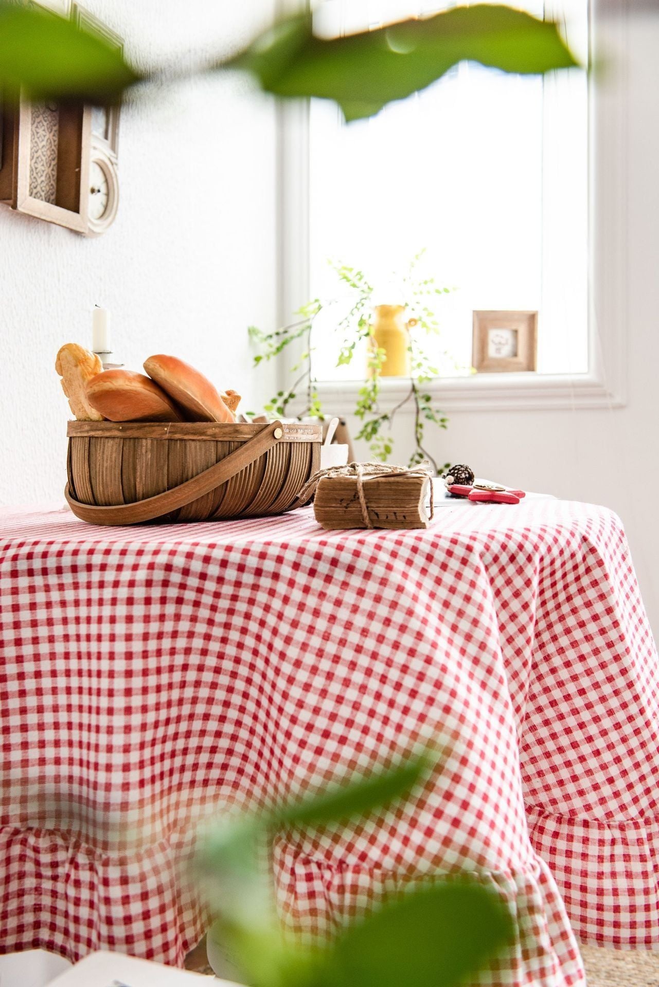  Khăn Trải Bàn Caro Đỏ IMAKI 