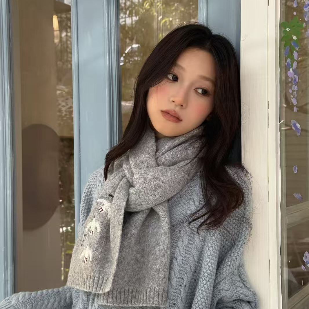  Khăn Len Thêu Hoạ Tiết Chú Chim 