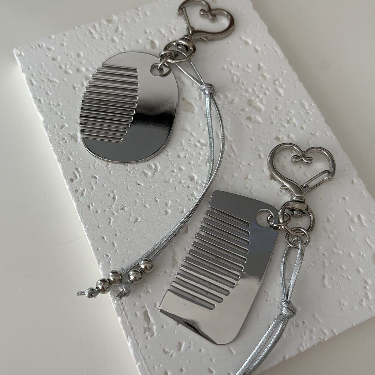 Móc Khóa Lược Tiny Comb 