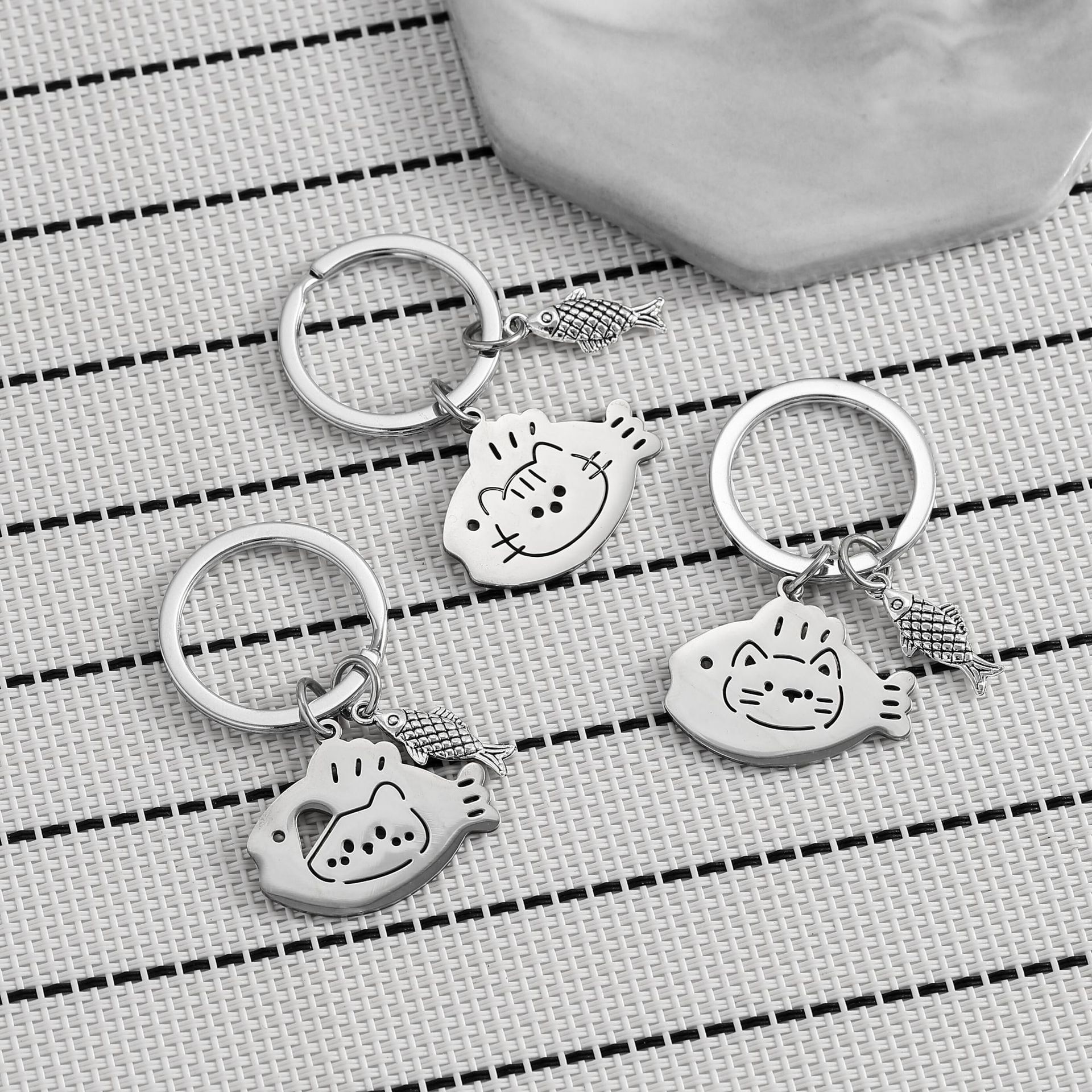  Móc Khóa Mèo Kim Loại 