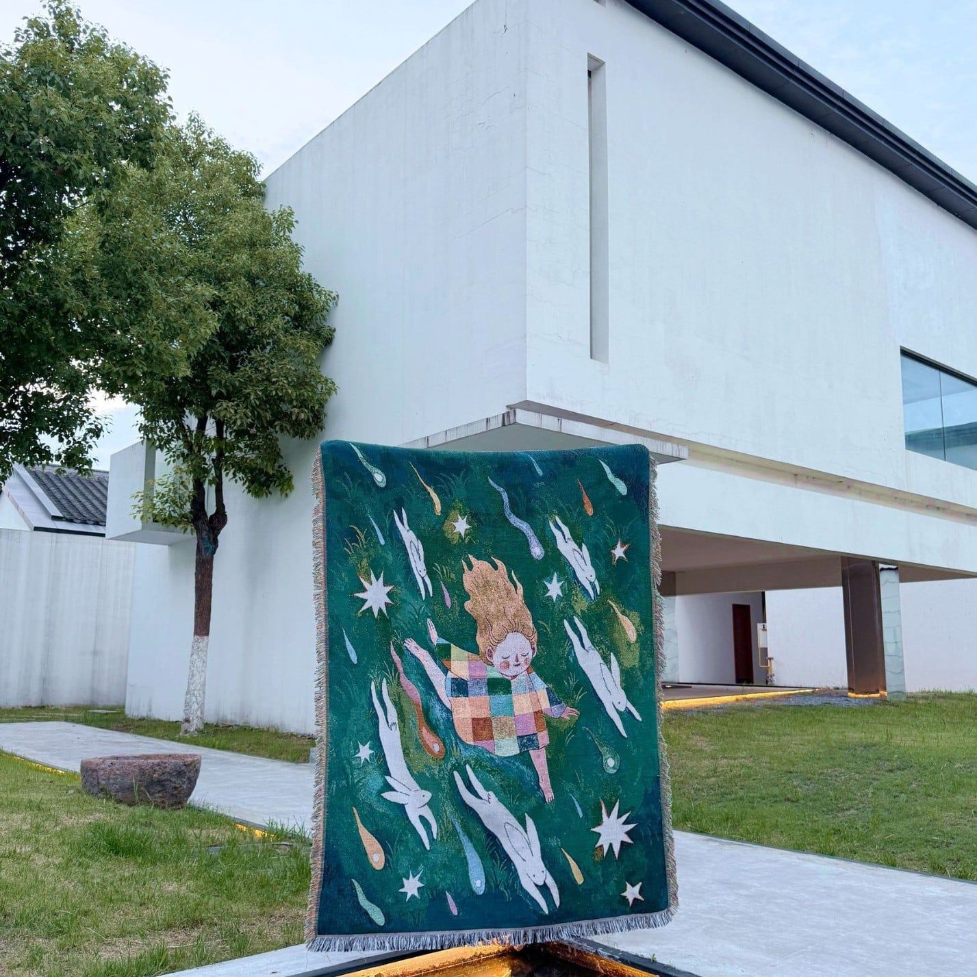  Thảm Xứ Sở Sao Và Thỏ Trắng 