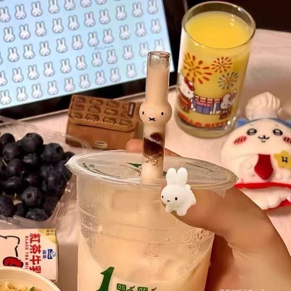  Ống Hút Thủy Tinh Thỏ Miffy Dễ Thương 