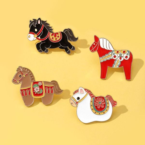  Pin Cài Áo Lucky Pony 