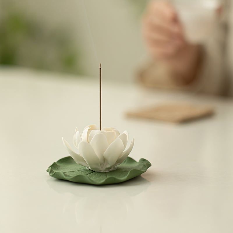  Đế Đốt Trầm White Lotus 