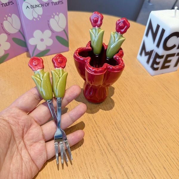  Set Dĩa Ăn Trái Cây Hoa Tulip 