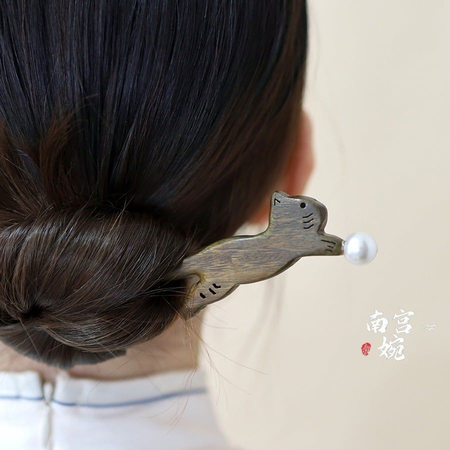  Trâm Cài Tóc Mèo Gỗ Ôm Ngọc 