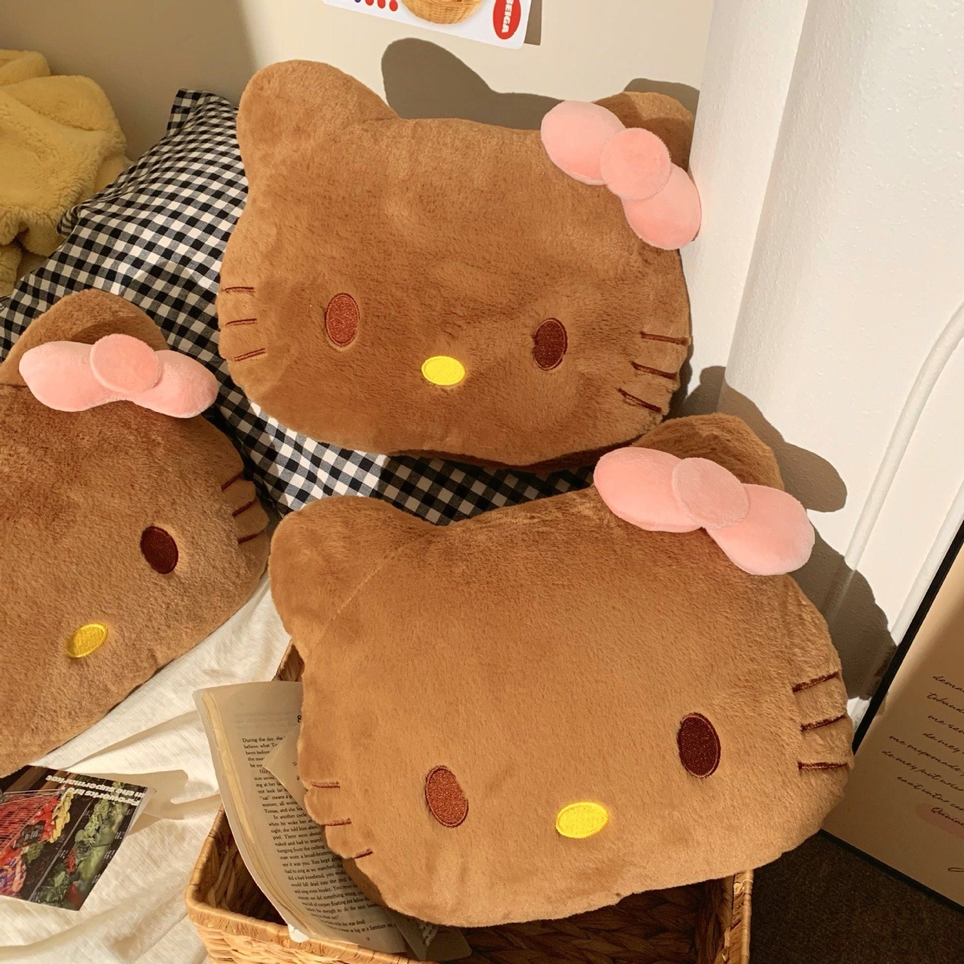  Gối Bông Hello Kitty 