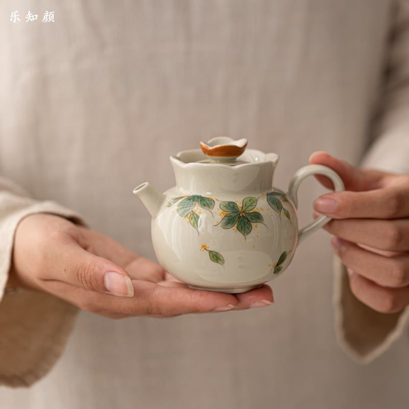  Bộ Ấm Trà Chi Hoa Mộc 