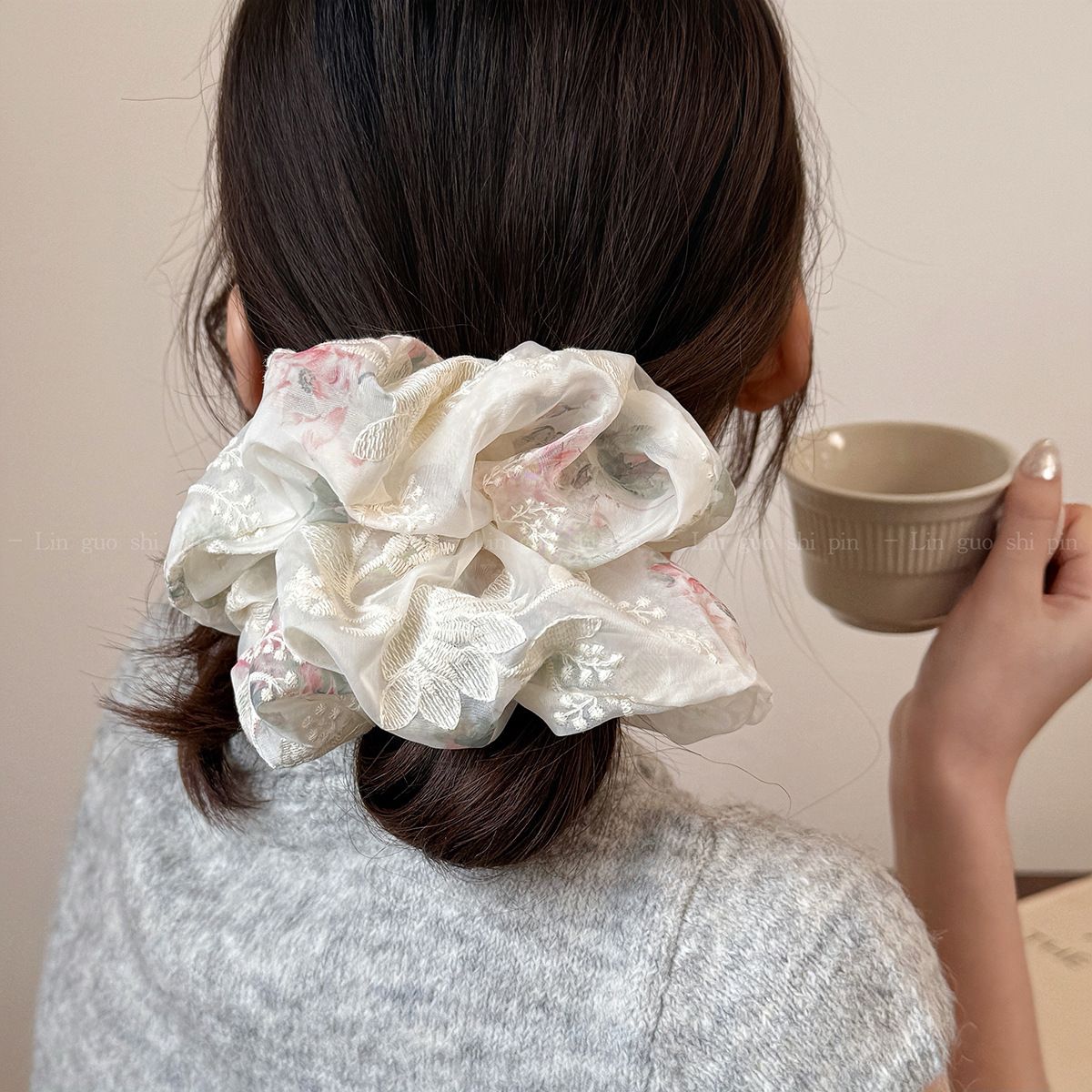  Scrunchie Hoa Sương 
