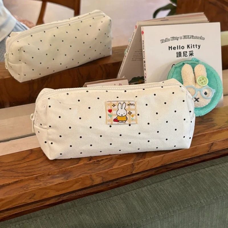  Túi Pouch Miffy Chấm Bi 