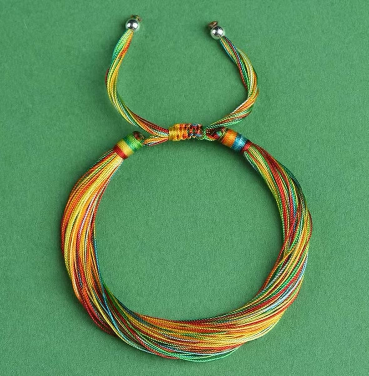  Vòng Tay Chỉ Bảy Màu May Mắn 