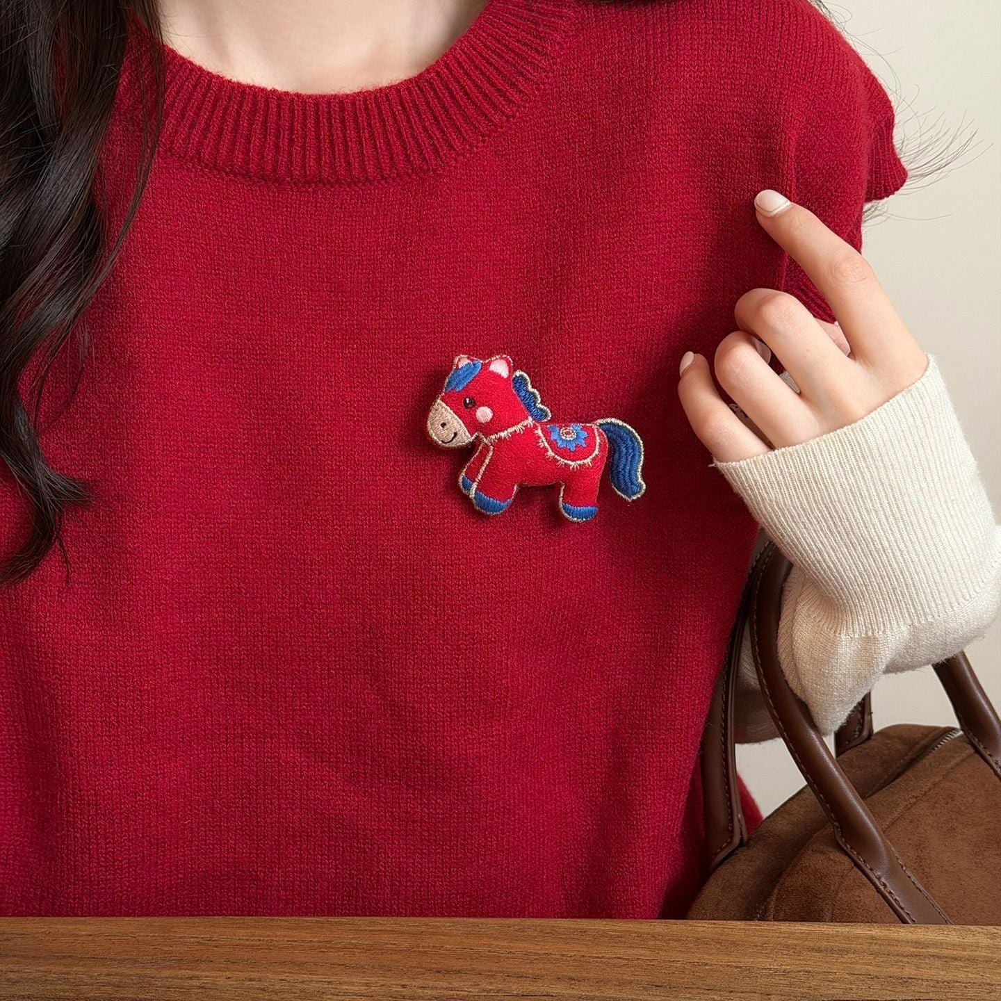  Cài Áo Ngựa Vải Thêu 