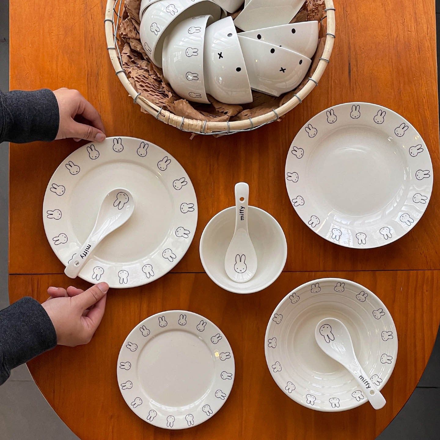  Bộ Đồ Ăn Miffy 