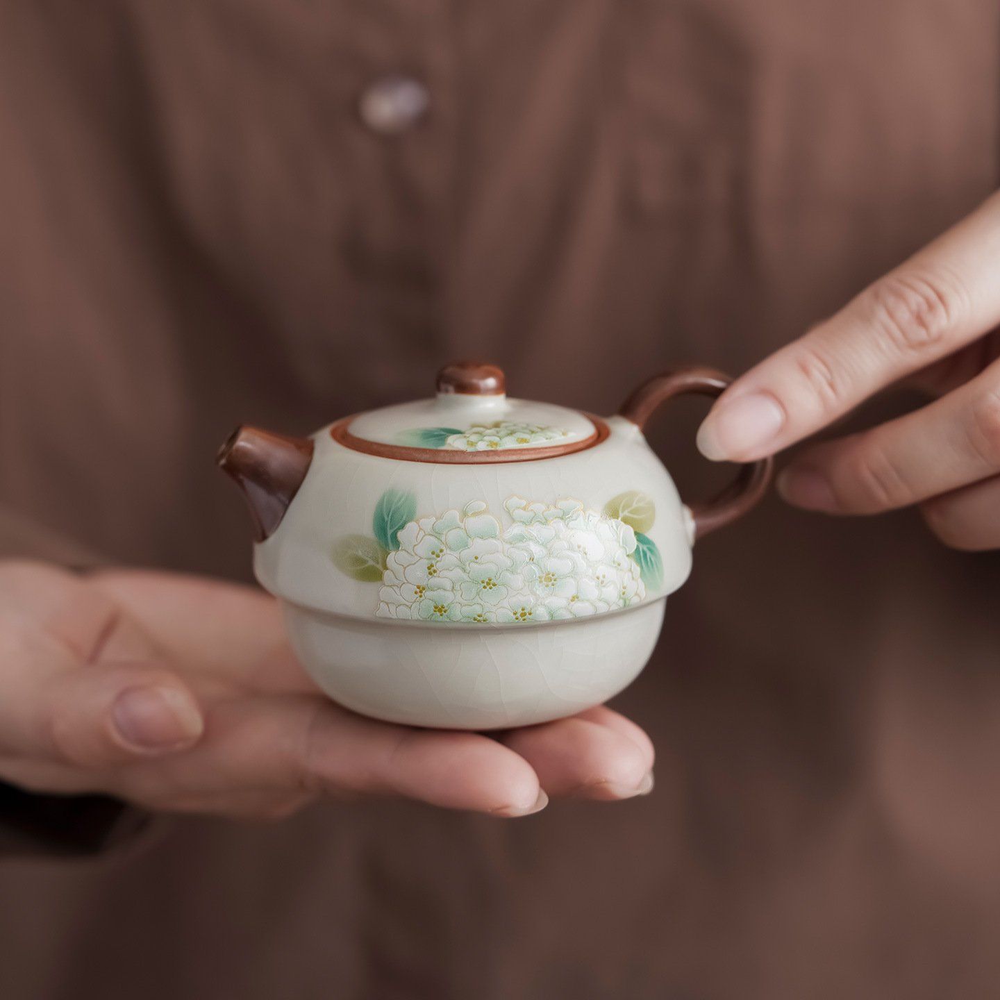  Bộ Ấm Trà Cẩm Tú Cầu 