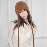  Mũ Len Tai Dài Nâu Camel 