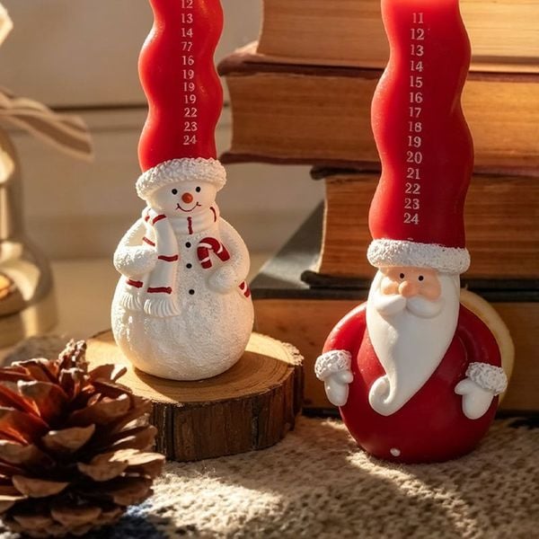  Hộp Quà Nến Thơm Hình Ông Già Noel 