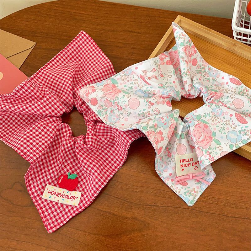  BST Scrunchie Vuông 