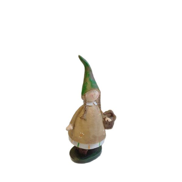  Tượng cô Gái Đội Mũ 