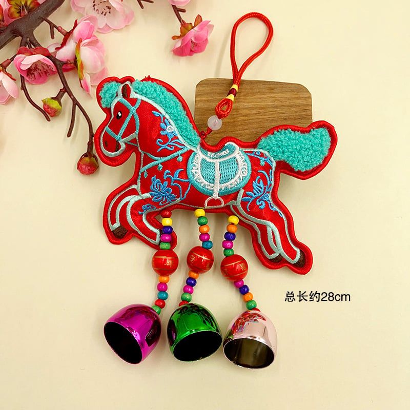  Dây Treo Ngựa Thêu Chuông Ngũ Sắc 