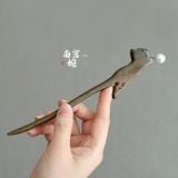  Trâm Cài Tóc Mèo Gỗ Ôm Ngọc 