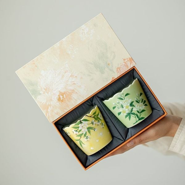  Set 2 Tách Trà Vẽ Tay Hoa Trắng 