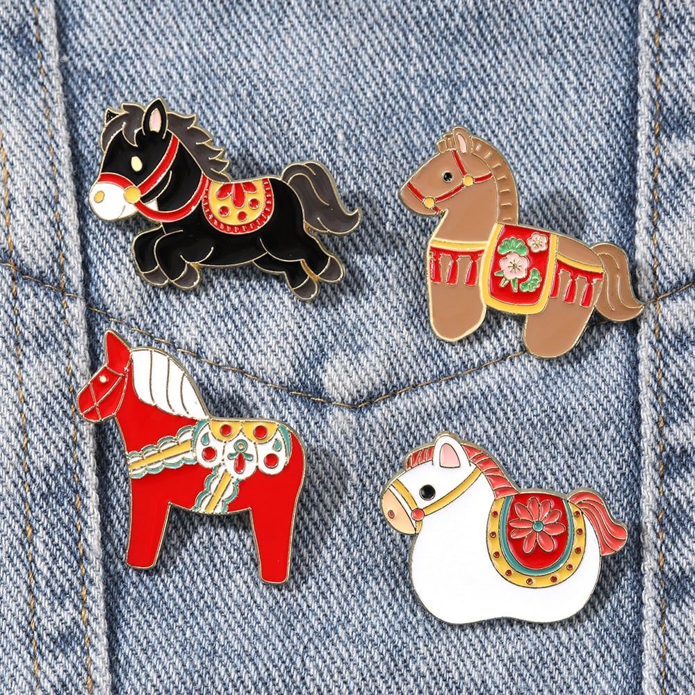  Pin Cài Áo Lucky Pony 