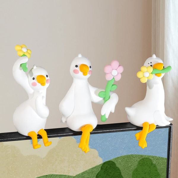  Hipper - Tượng Mini Chú Vịt Quack Quack Cầm Hoa 