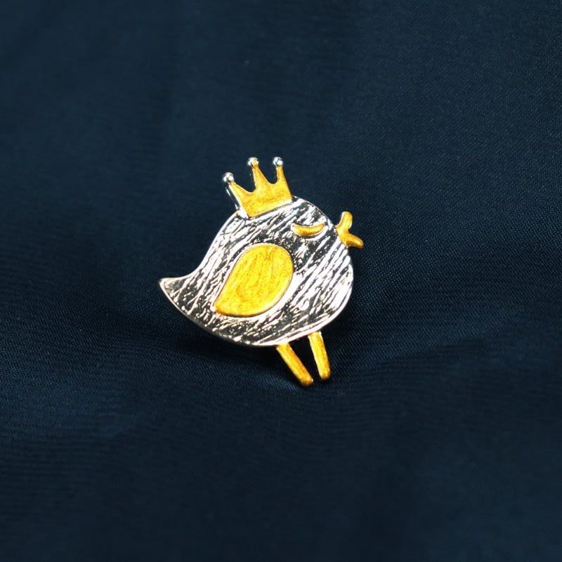  Cài Áo Crown Chicken Little Bird 