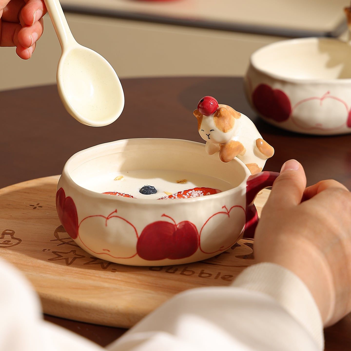  Bát Gốm Mèo Táo Đỏ 
