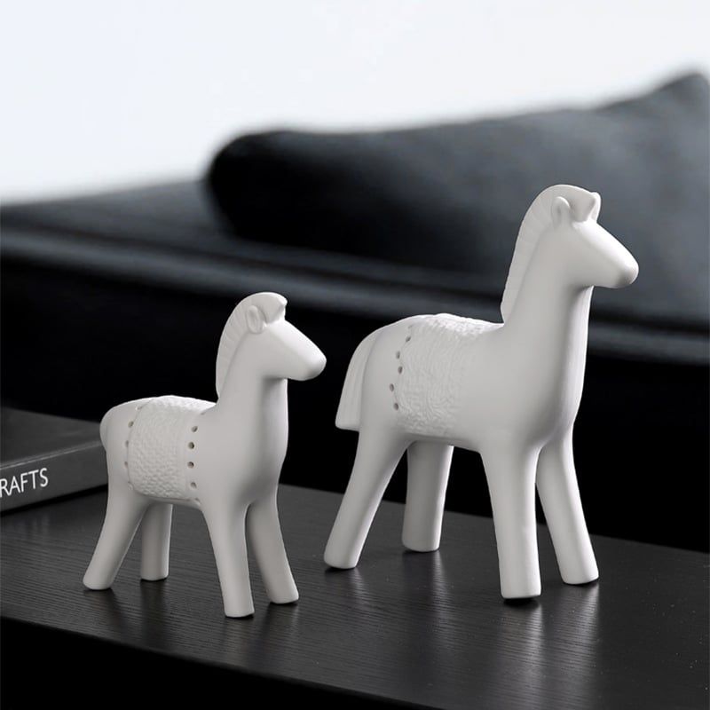  Ngựa Gốm Trắng 