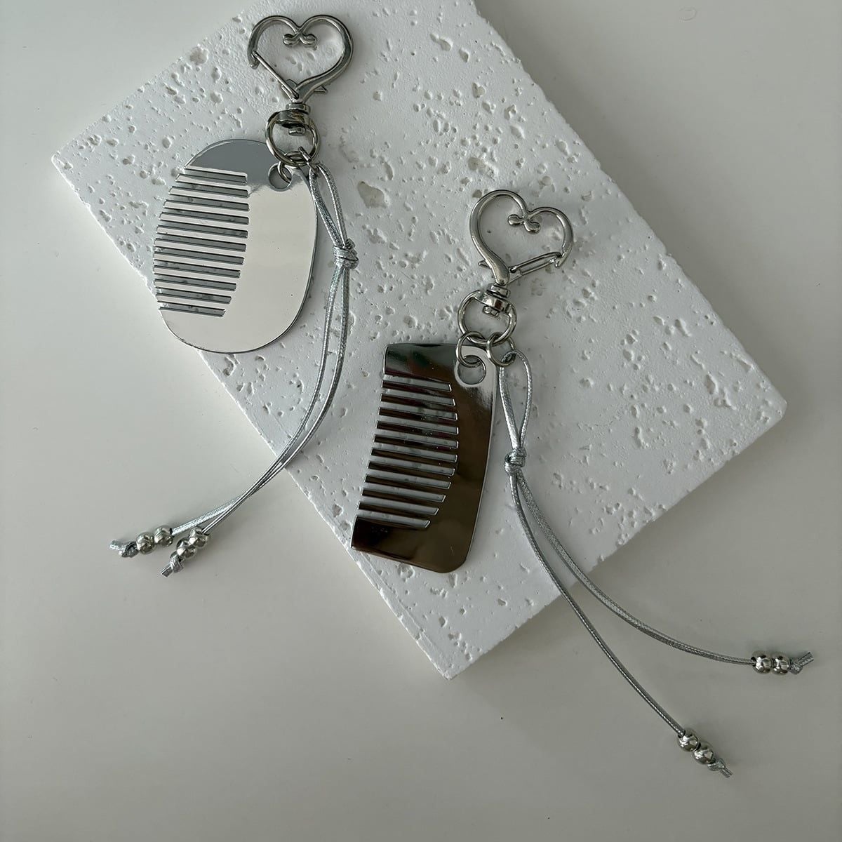  Móc Khóa Lược Tiny Comb 