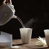  Chén Trà Ngọc Bích Vân Nổi 