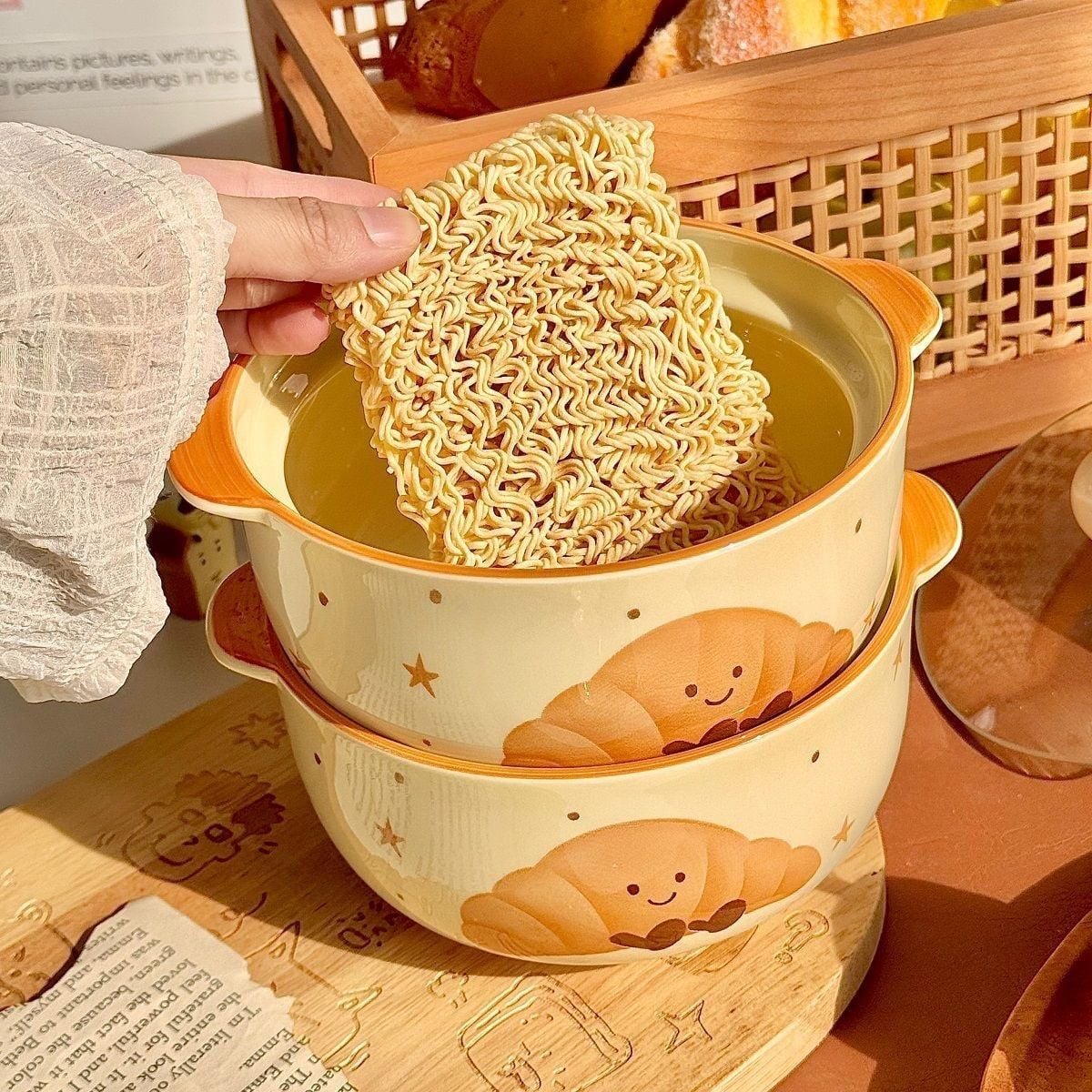  Nồi Úp Mì Croissant 