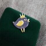  Cài Áo Crown Chicken Little Bird 